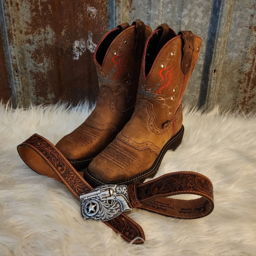 NWT Justin Gypsy Leather Studded Cowgirl Boots - Picture 1 of 14